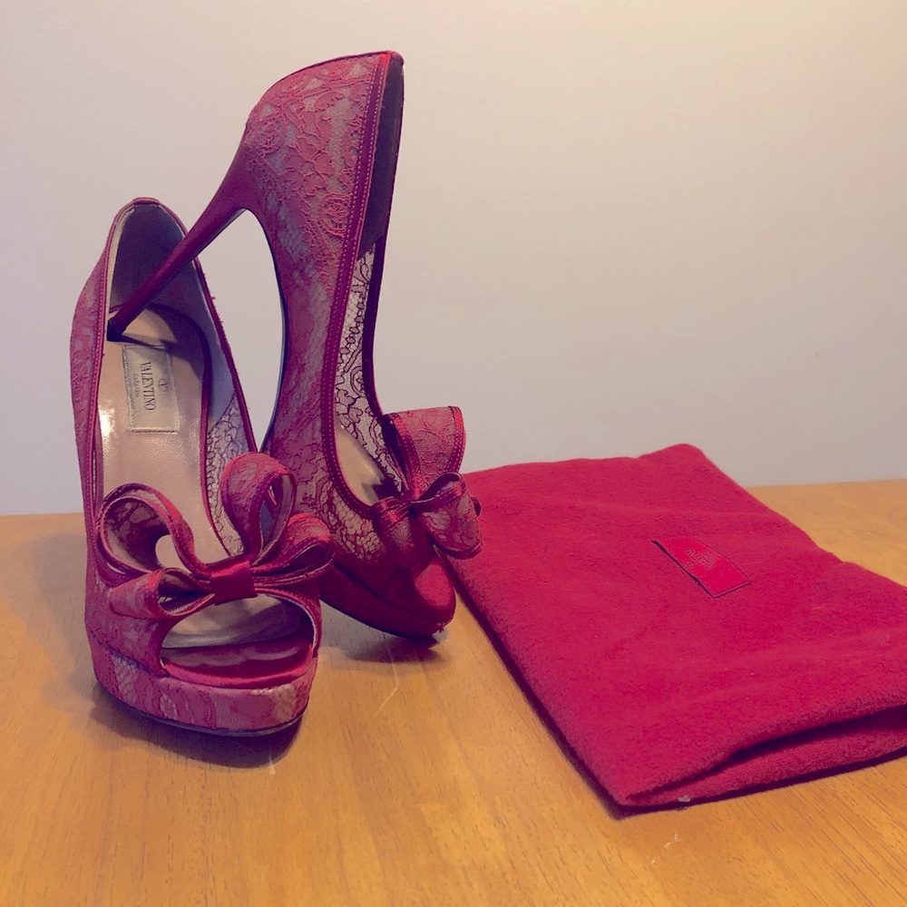 Valentino red lace bow vintage high heels